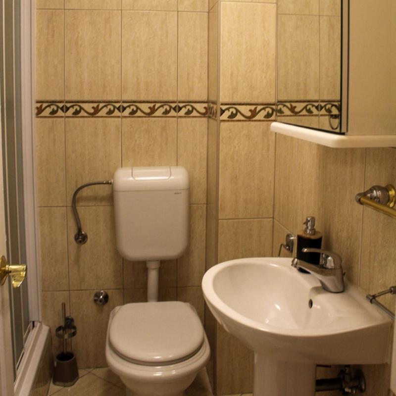 Single Room image 1