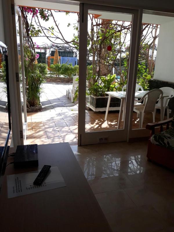 One-Bedroom Apartment image 3