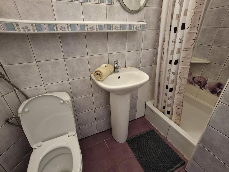 Double or Twin Room image 4