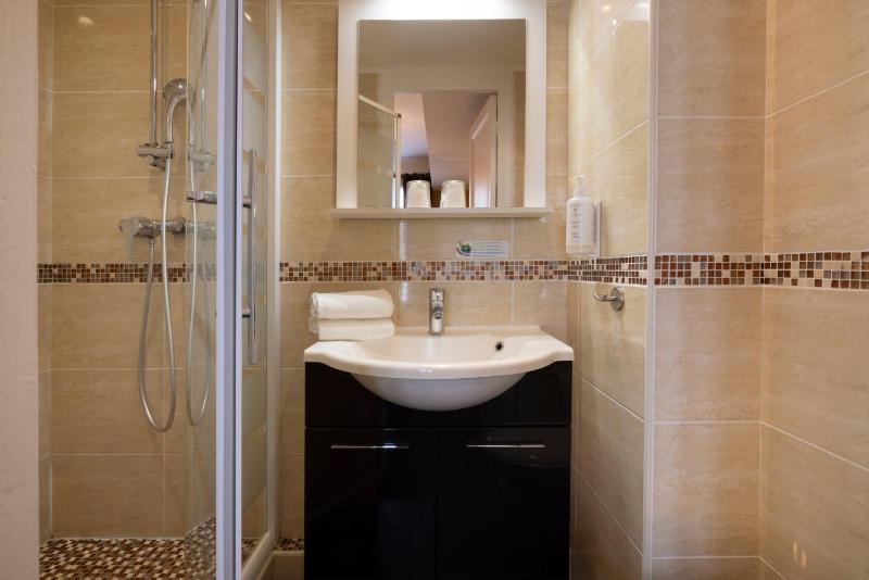 Classic Room image 3