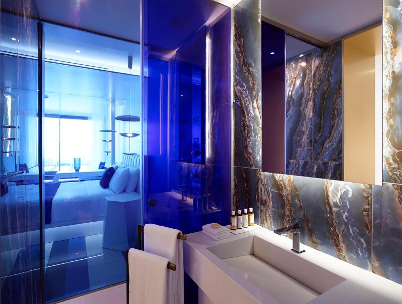 Gold Junior Suite Sea View image 1