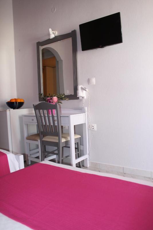 Standard Double Room image 4