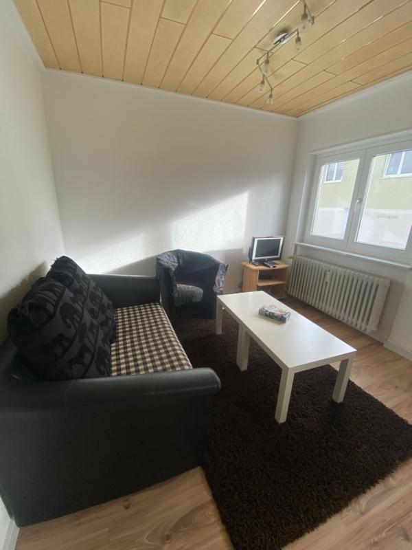 One-Bedroom Apartment image 3