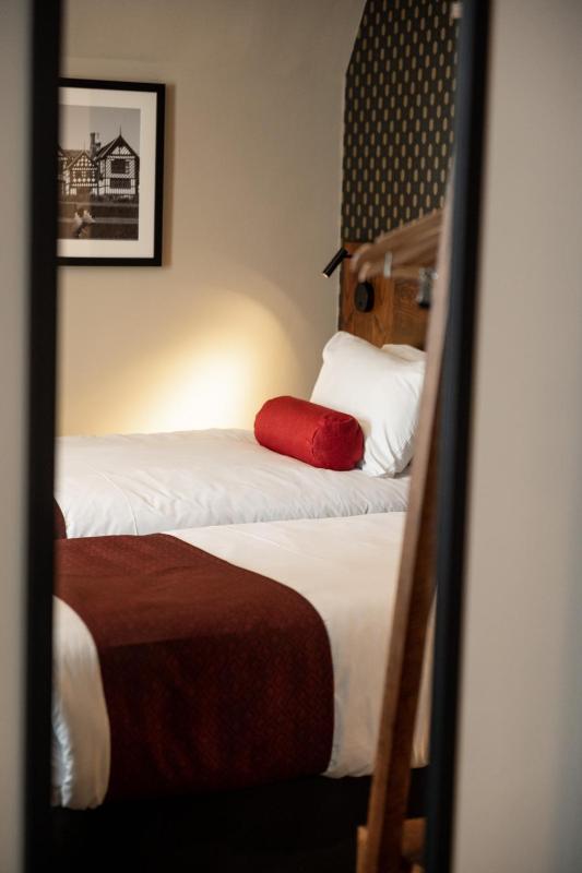 Twin Room - Disability Access image 3