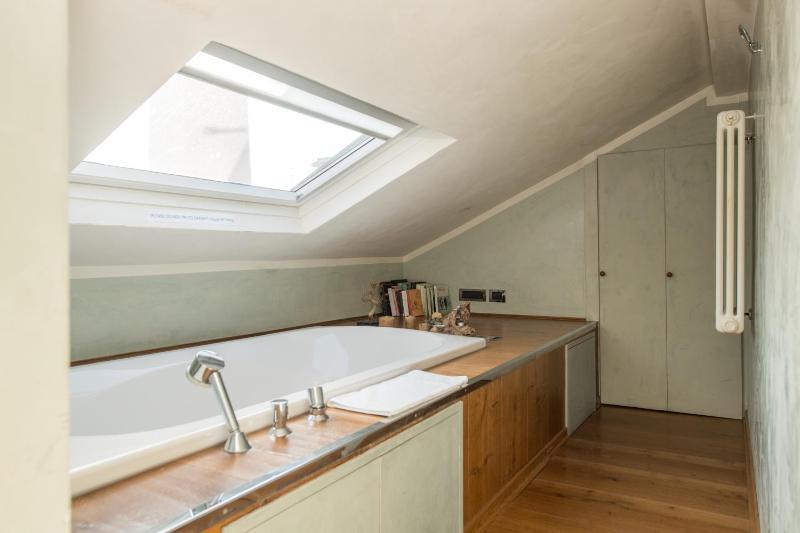 Penthouse Apartment image 4