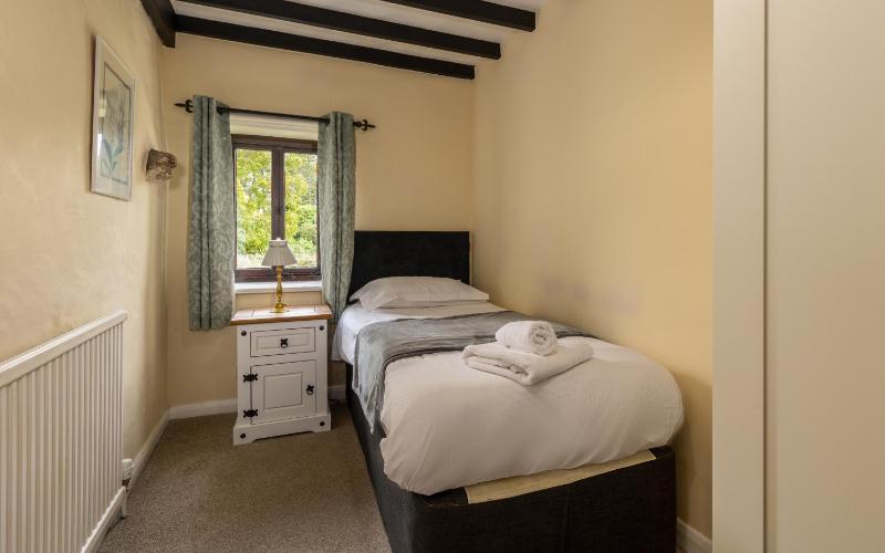 Standard Single Room image 1