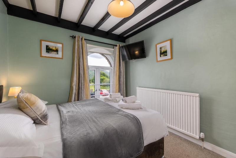 Standard Double Room image 1