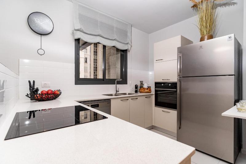 Designed 2BR with 2 bathroom Terrace and Parking - image 14