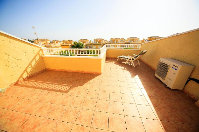 Holiday home Punta Prima - image 7