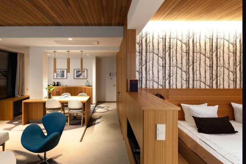 Suite with Sofa Bed and Spa Access image 2