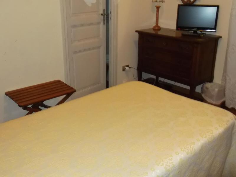 Standard Single Room image 2