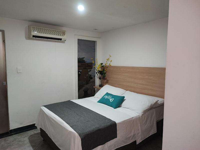 Hotel Plaza 43 - image 7
