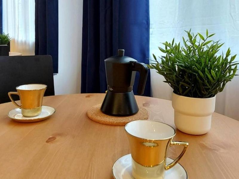 H2M Andres Perez Loft Ideally for Working - Central but Quiet and High Speed WIFI - image 25