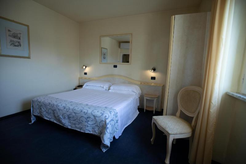 Hotel London - image 15
