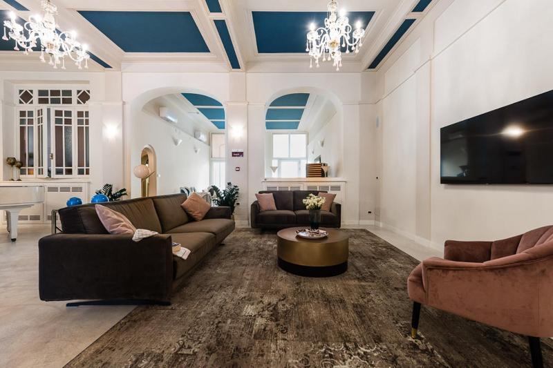 Hotel London - image 9