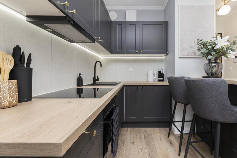 Gdynia Plac Unii Śródmieście Apartment by Noclegi Renters - image 14