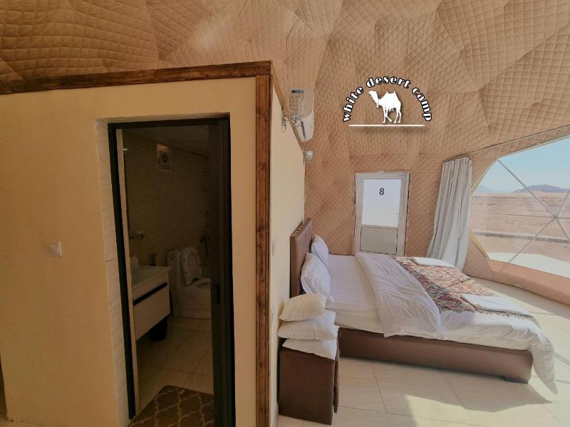 White Desert Camp - image 12