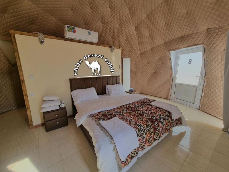 White Desert Camp - image 11