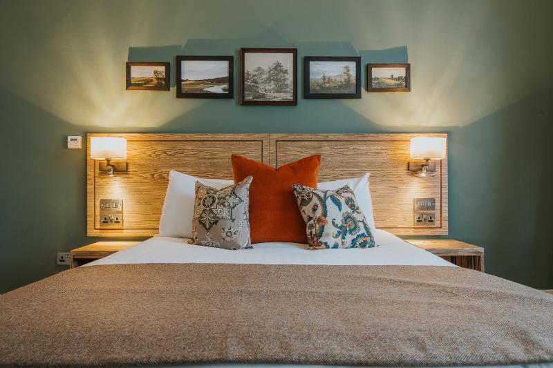 Standard Double Room image 2