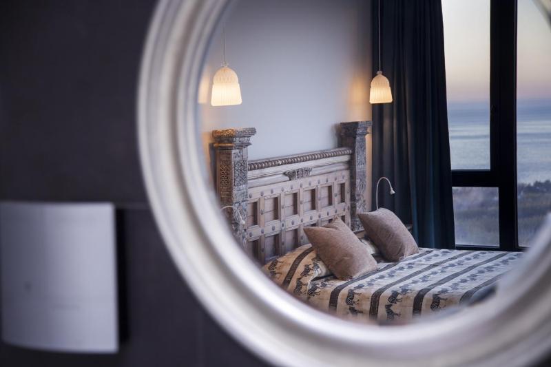 Junior Suite with Sea View image 3