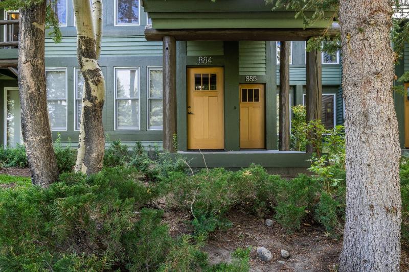 Updated 3 Bedroom 3 Bathroom Snowcreek Phase V #884 Sleeps 6 - image 20