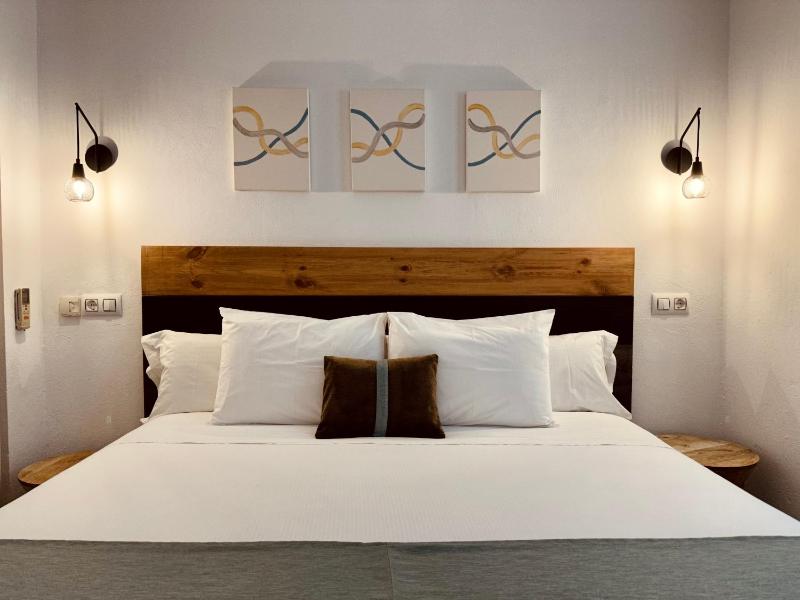 Superior Double room ground Floor image 4