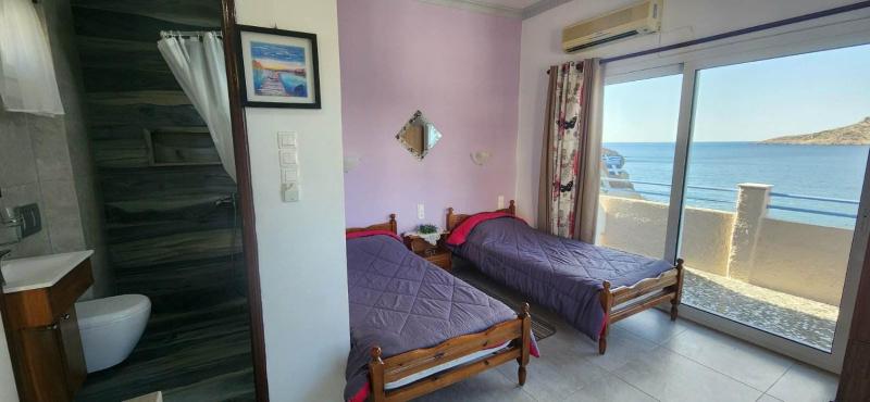 Studio with Sea View (2 Adults) image 2