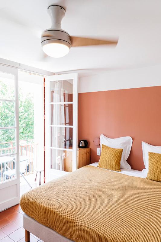 Family Room with Balcony image 4