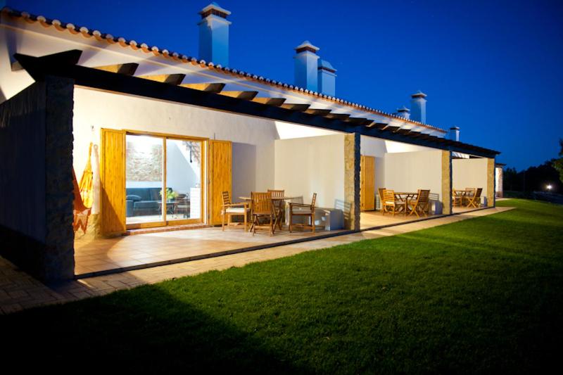 Villa with Sea View image 1