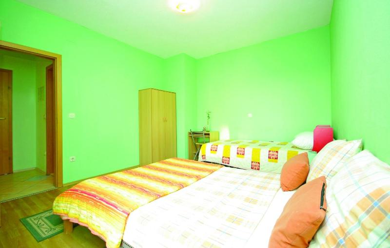 Apartments Makarska - image 45