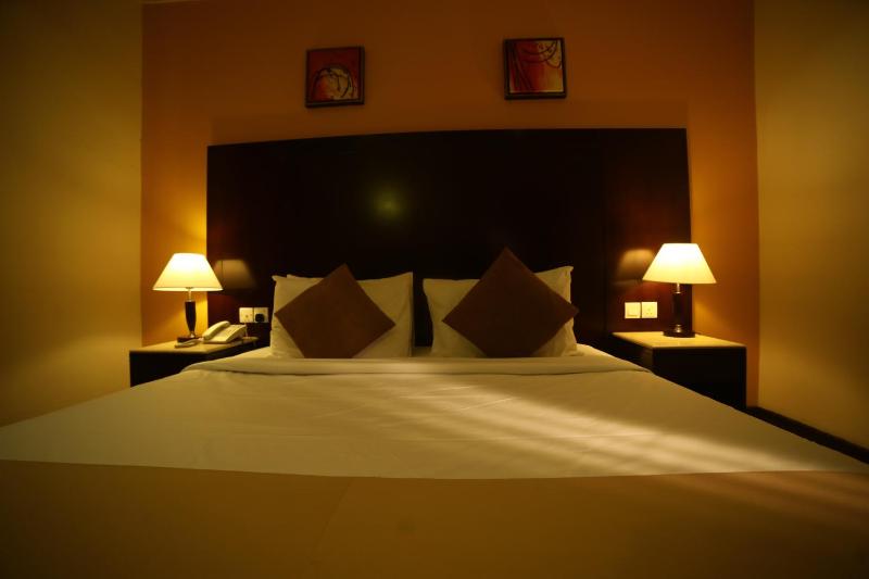 Standard Double Room image 4