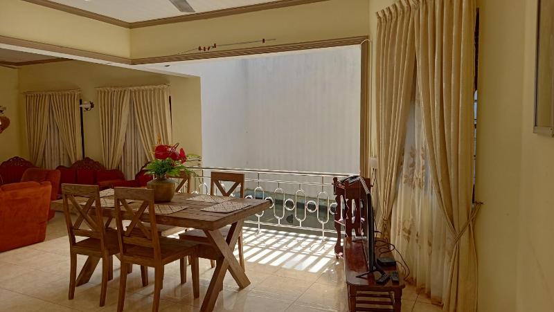 Osh Villa - image 15