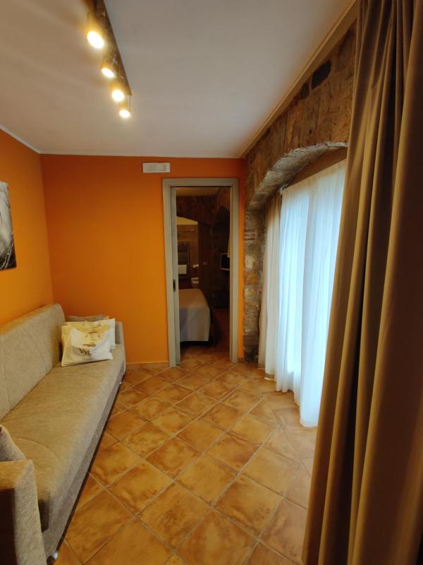 Double Room with Spa Access image 3