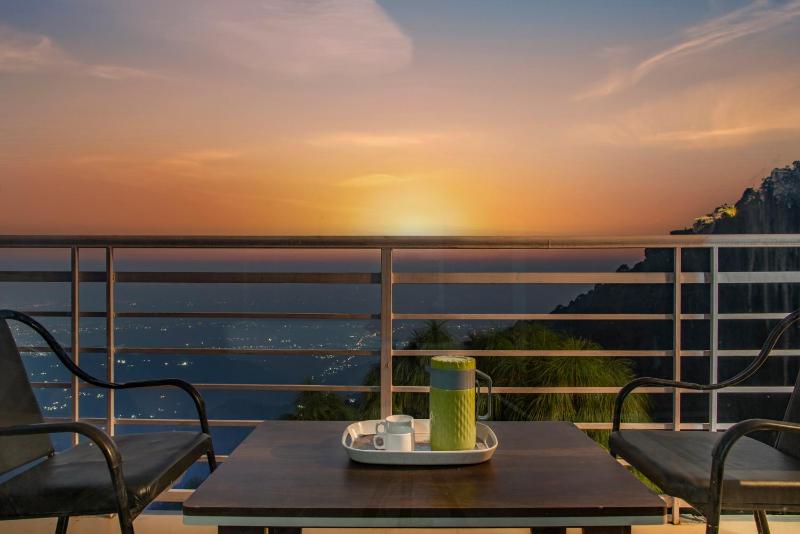 Vanasathli I Near Mall Road Kasauli I Open Garden & Rooftop - image 43