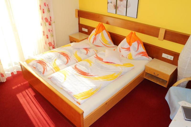 Comfort Double Room image 3