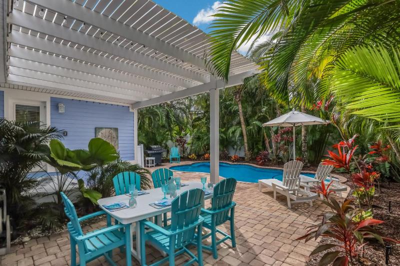 Bean Point Beach Cottage: North End Pool Home Close to Beach & Bay by Anna Maria Life - image 8