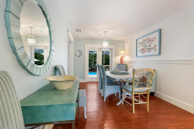 Bean Point Beach Cottage: North End Pool Home Close to Beach & Bay by Anna Maria Life - image 23