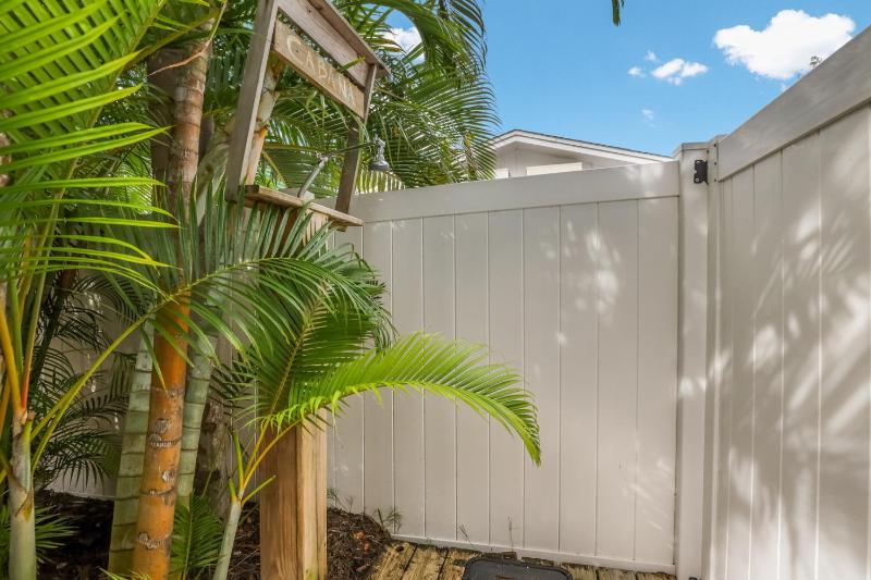 Bean Point Beach Cottage: North End Pool Home Close to Beach & Bay by Anna Maria Life - image 7