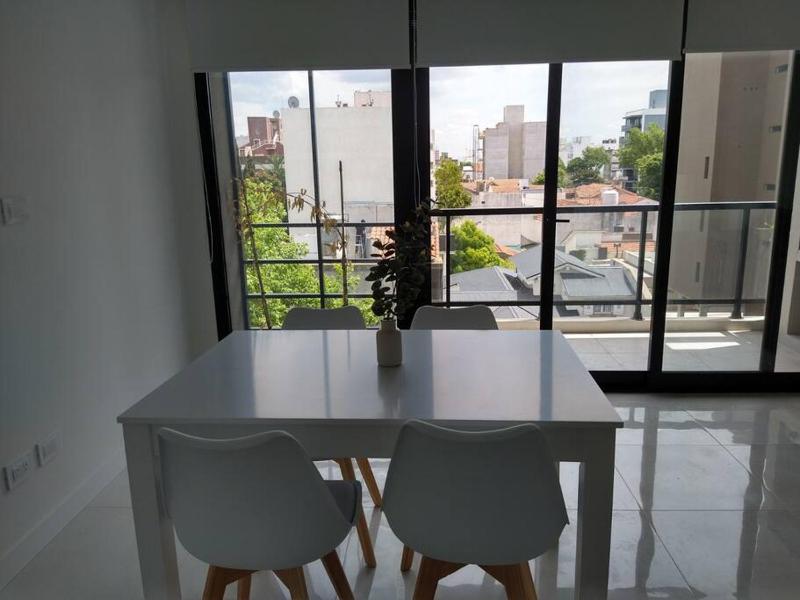 Hermoso departamento zona Guemes - image 1