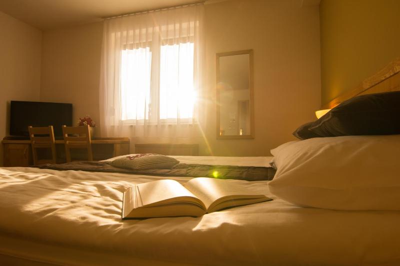 Superior Quadruple Room image 2