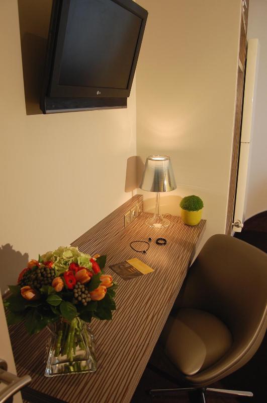 Standard Double image 1