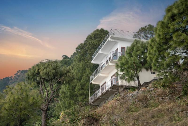 Aravindam House Kasauli - image 12