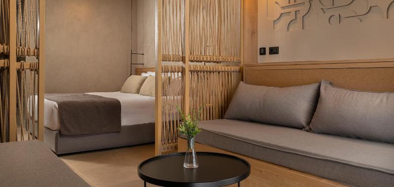 Junior Suite Courtyard image 1