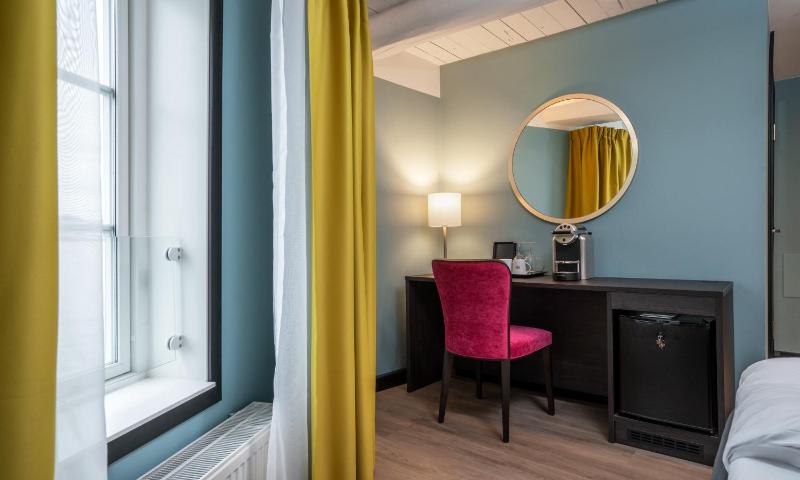Business Double Room image 3