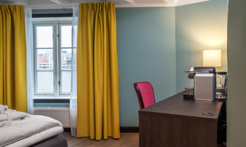 Business Double Room image 4