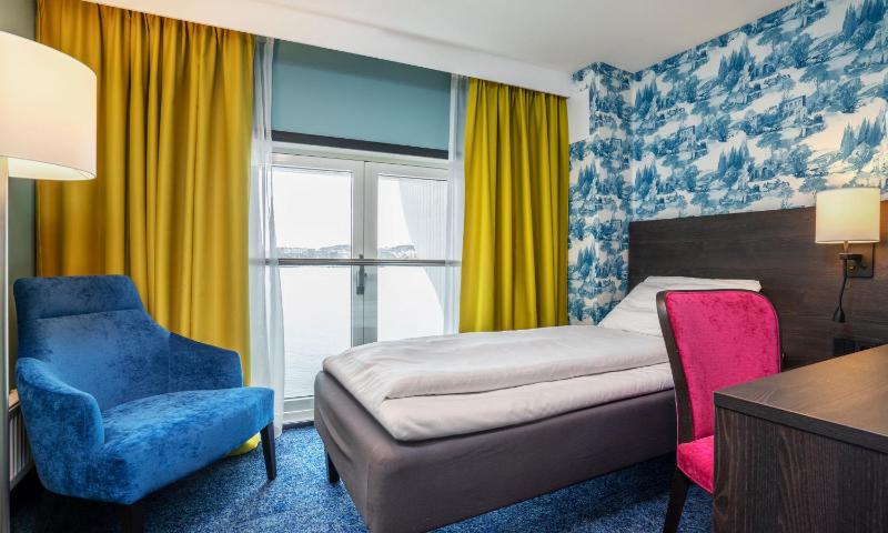 Standard Single Room image 3