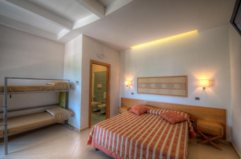 Family Room - Annex image 2