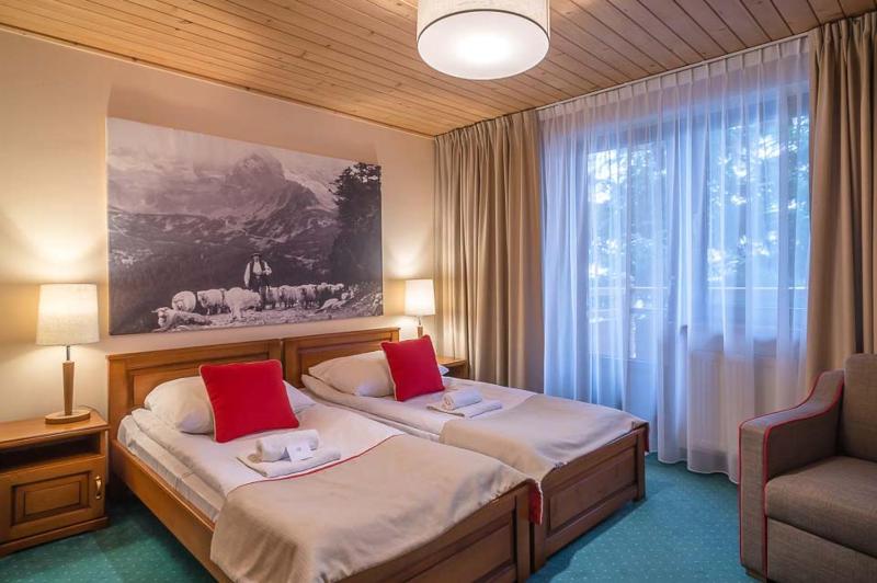 Double Room image 3