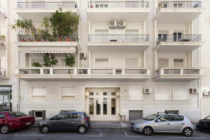 Apartment image 3
