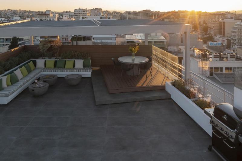 NEW STUNNING PENTHOUSE W/SPECTACULAR VISTAS! - image 15